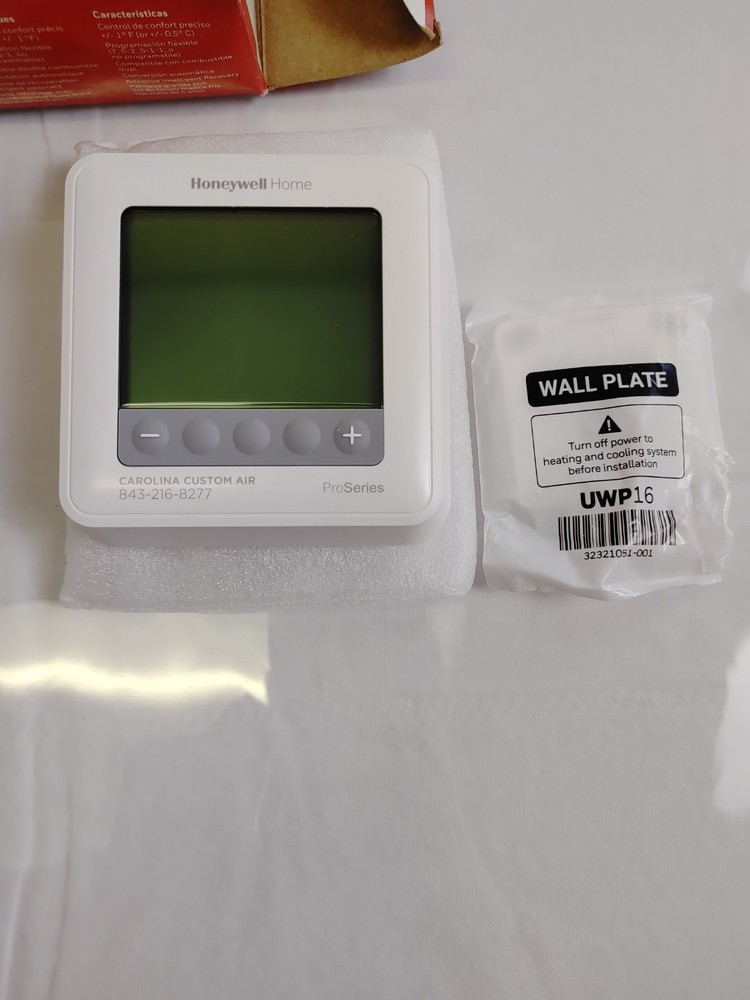 Honeywell T6 Pro Digital Programmable Thermostat - TH6220U2000
