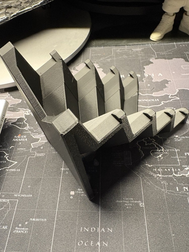 4 Knife Display Rack Stand Art