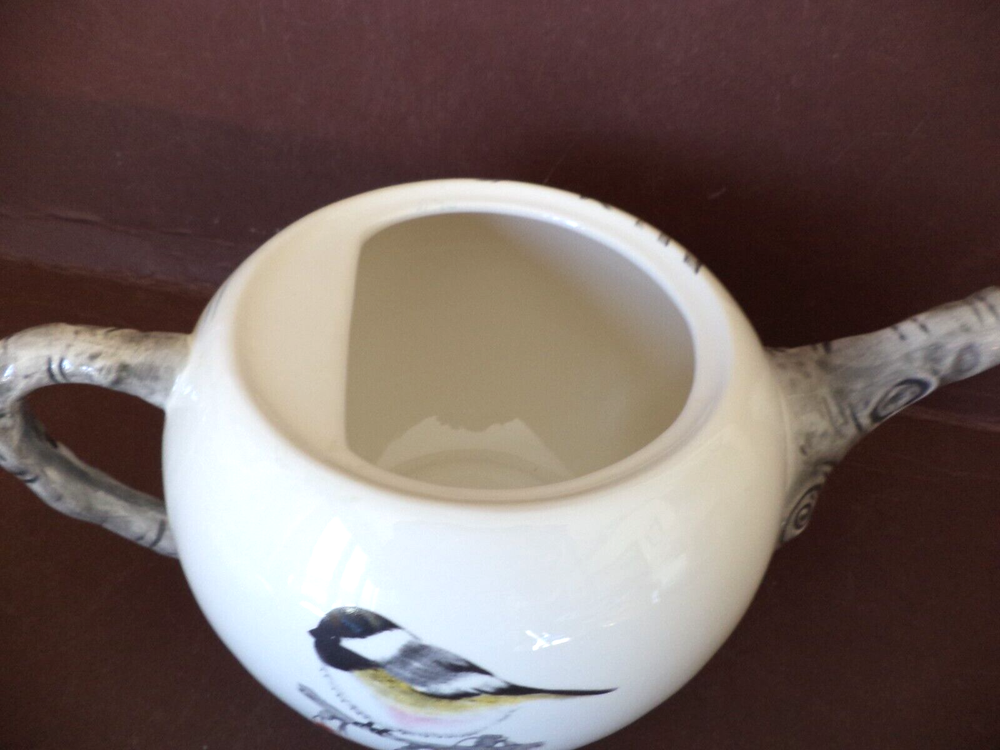 GLOBAL DESIGN'S KATE WILLIAMS WINTER CHICADEE TEAPOT