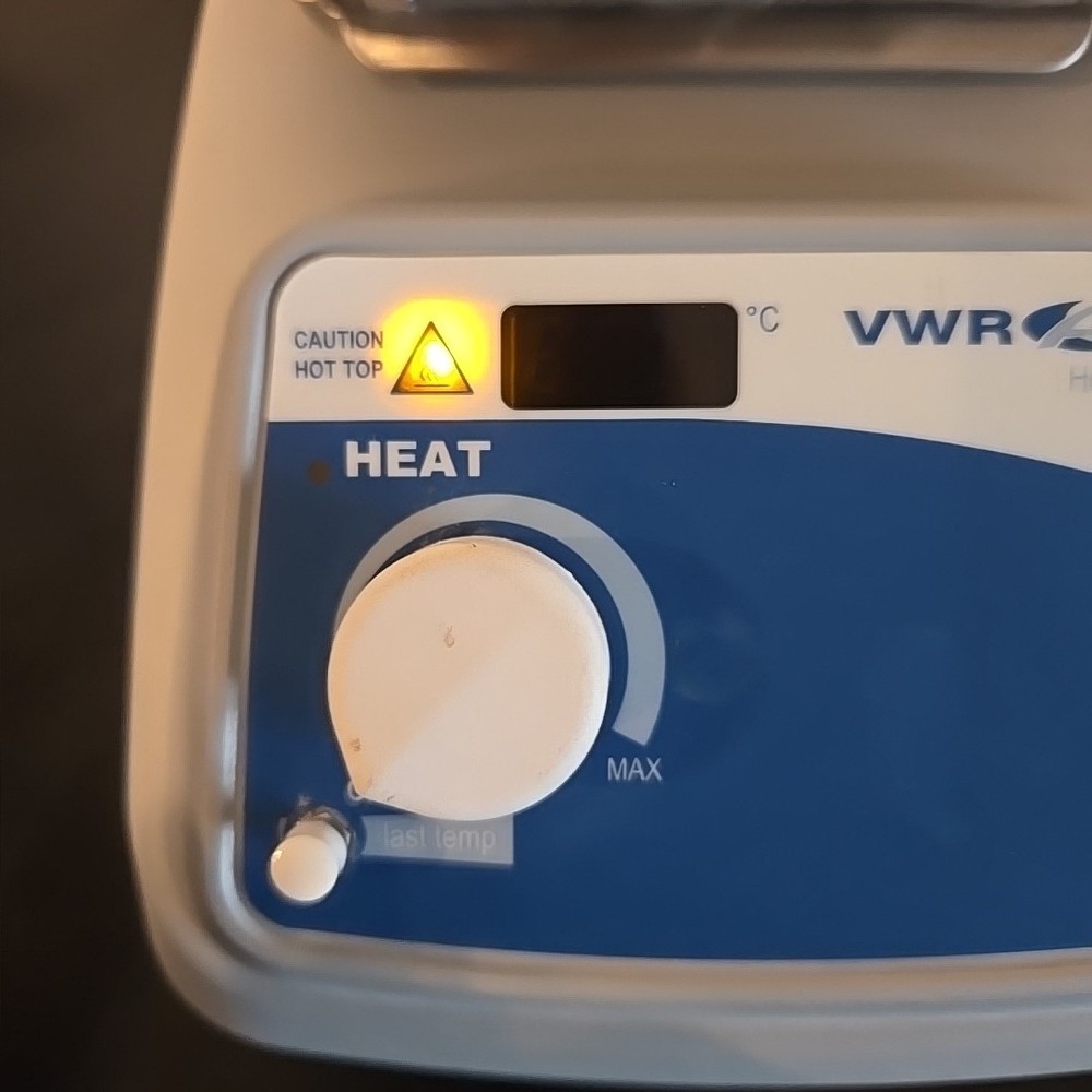 VWR Advanced Mini Hotplate hot plate heating 4x4 inches White Ceramic Top