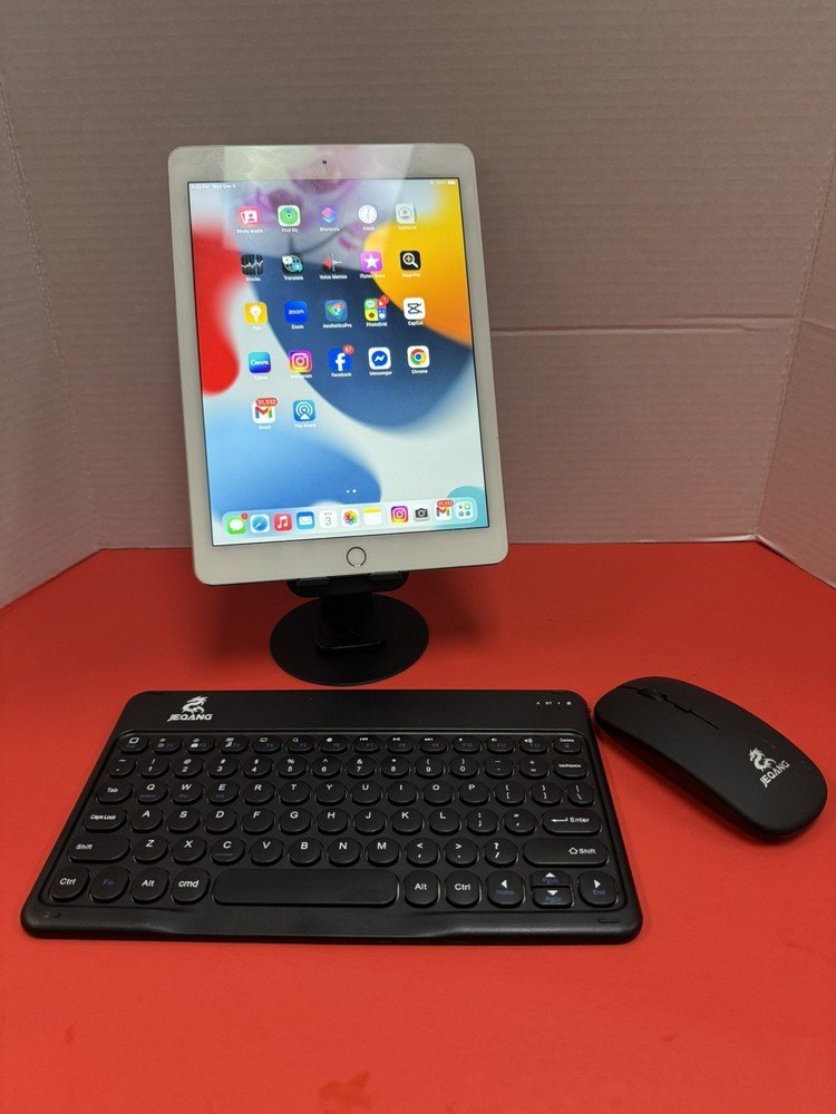 iPad and Cell Phone Wireless Keyboard and Mouse