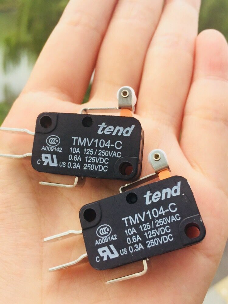1pcs TEND micro switch TMV104-C