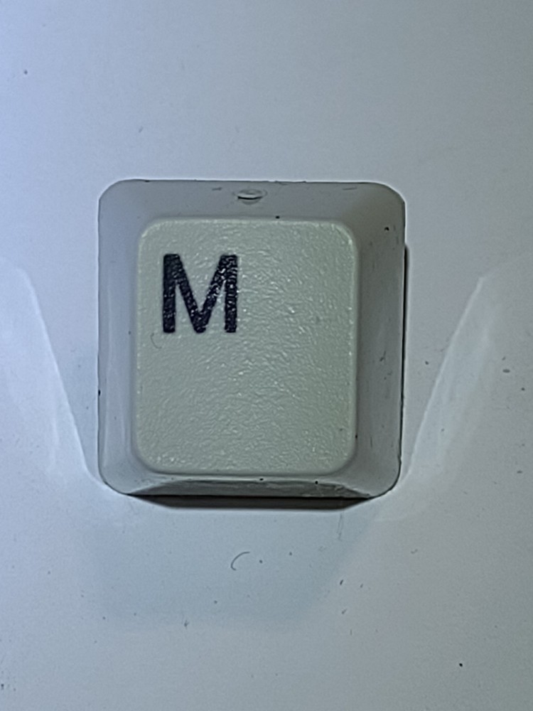 IBM KEYBOARD  Wheelwriter 2 (M) Vintage Typewriter Replacement Key