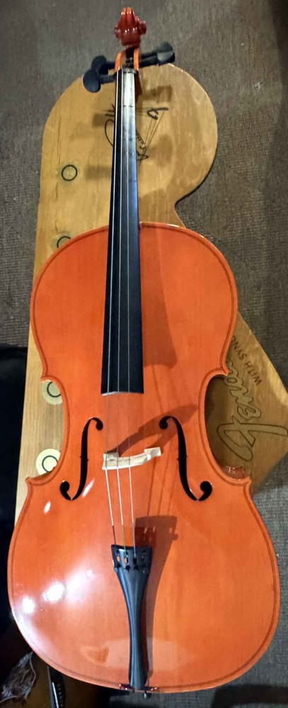 Cello Cecilio 50" Great Condition Need 1 string Case has broken zipper