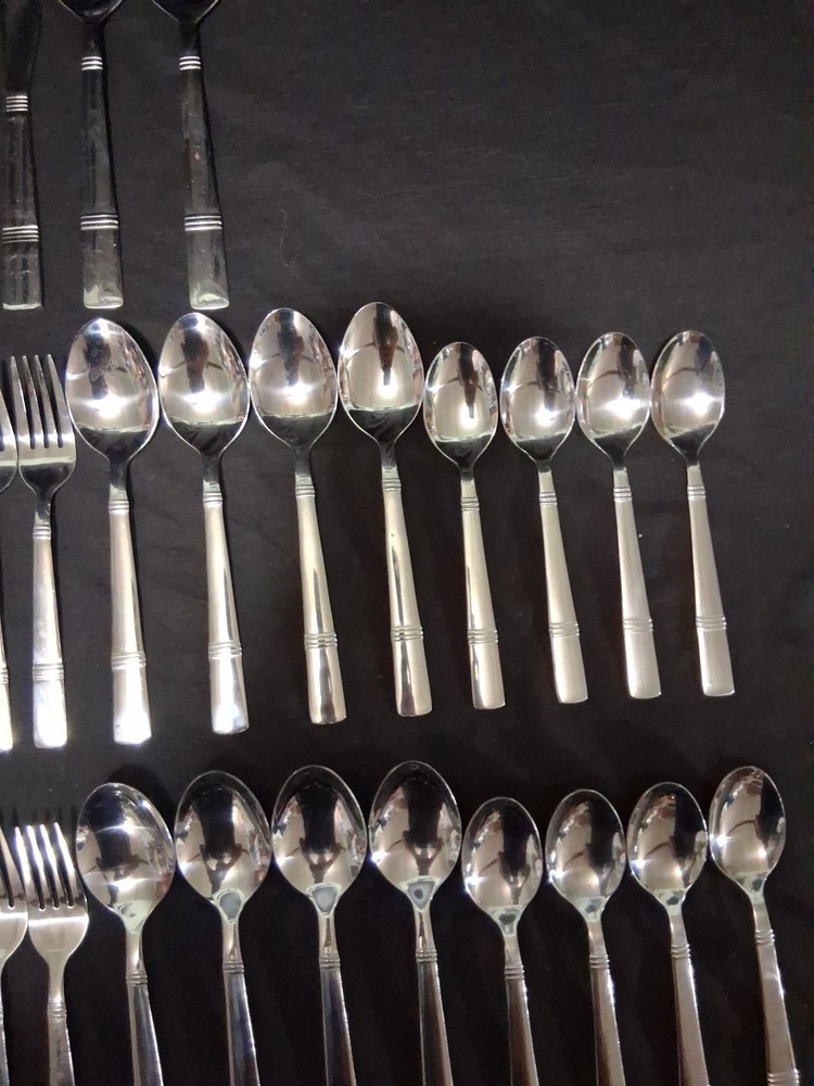 58 Pc Set Cambridge Braylen Mirror Stainless Bands Flatware Silverware