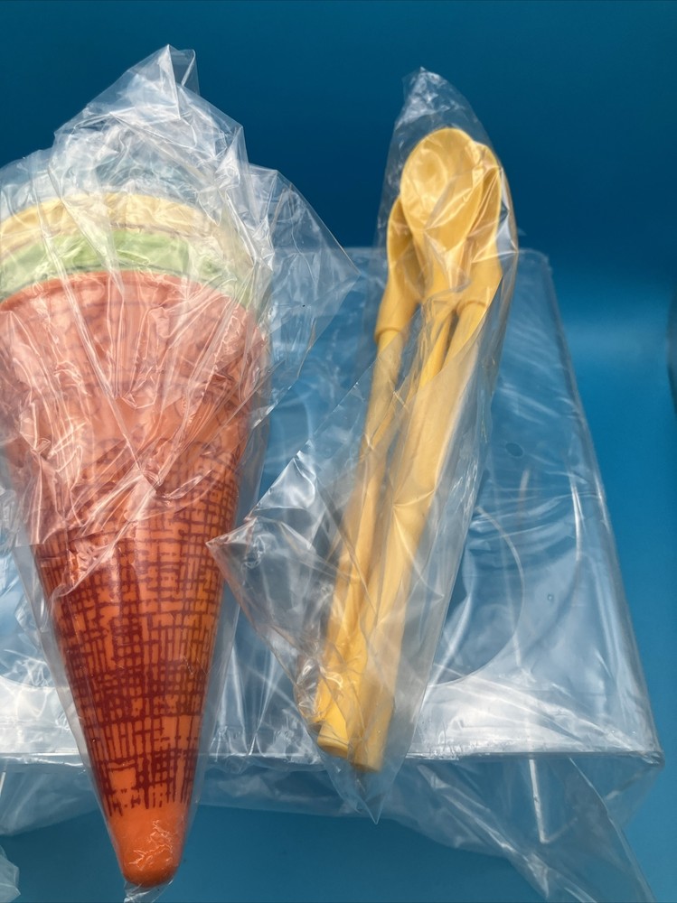 NEWRare Andy Warhol Fantastic In Plastic Ice Cream Cone Complete. Set