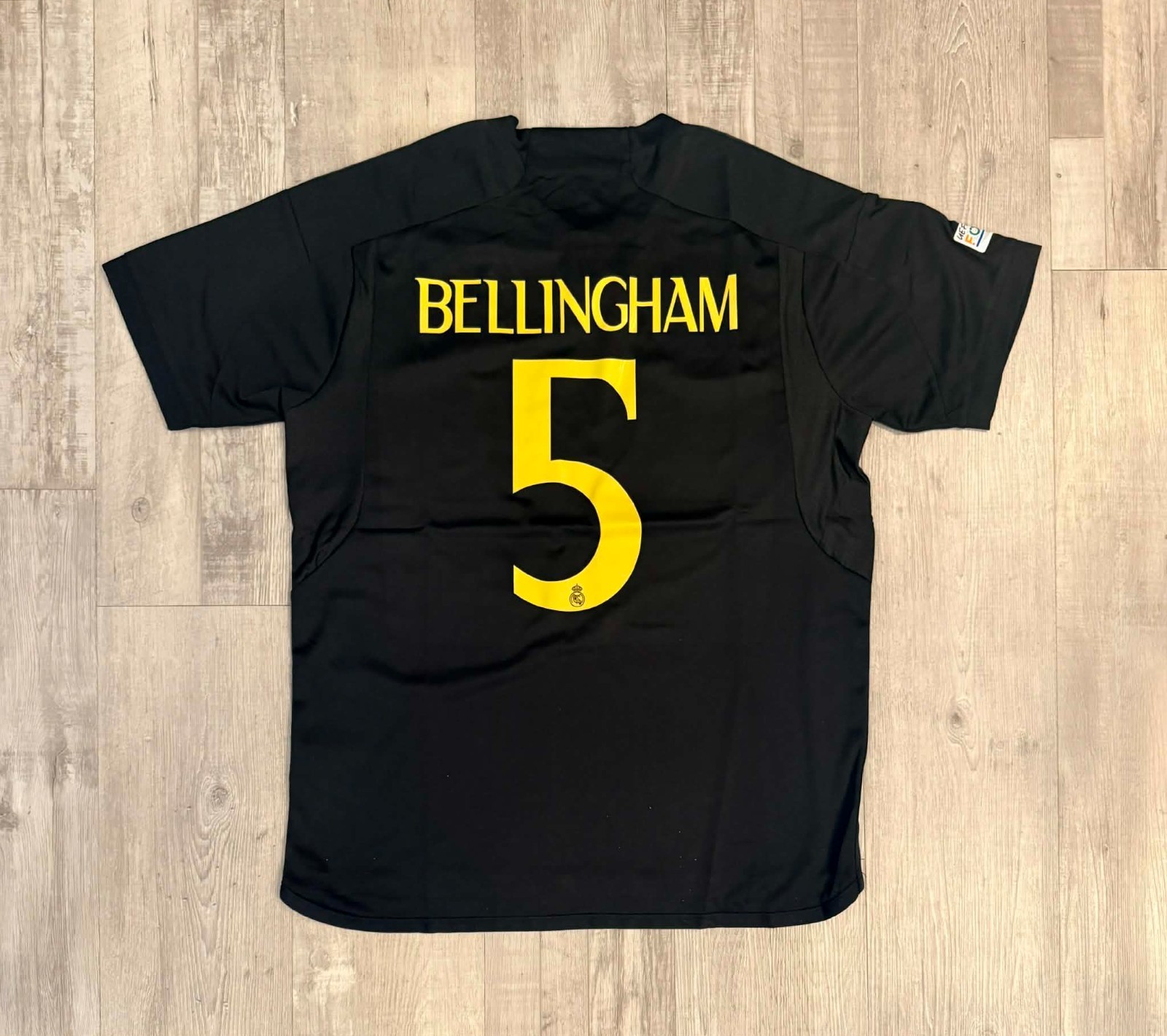 JUDE BELLINGHAM 2024/25 UEFA Real Madrid Third Soccer Jersey Size L