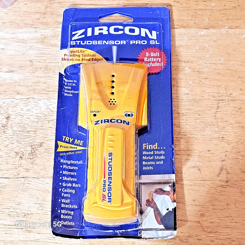 Zircon StudSensor Pro SL Edge Finder Deep-Scanning Stud Finder with SpotLite
