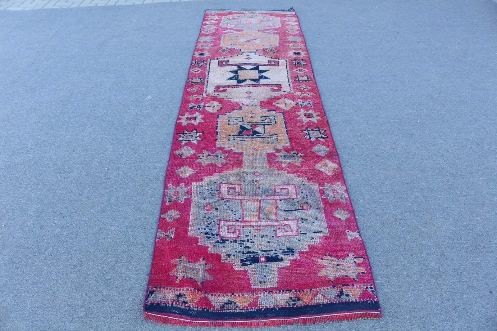 Turkish Rug, Runner 2,9x10,7 ft Rug, Herki Red Animal Print Rug