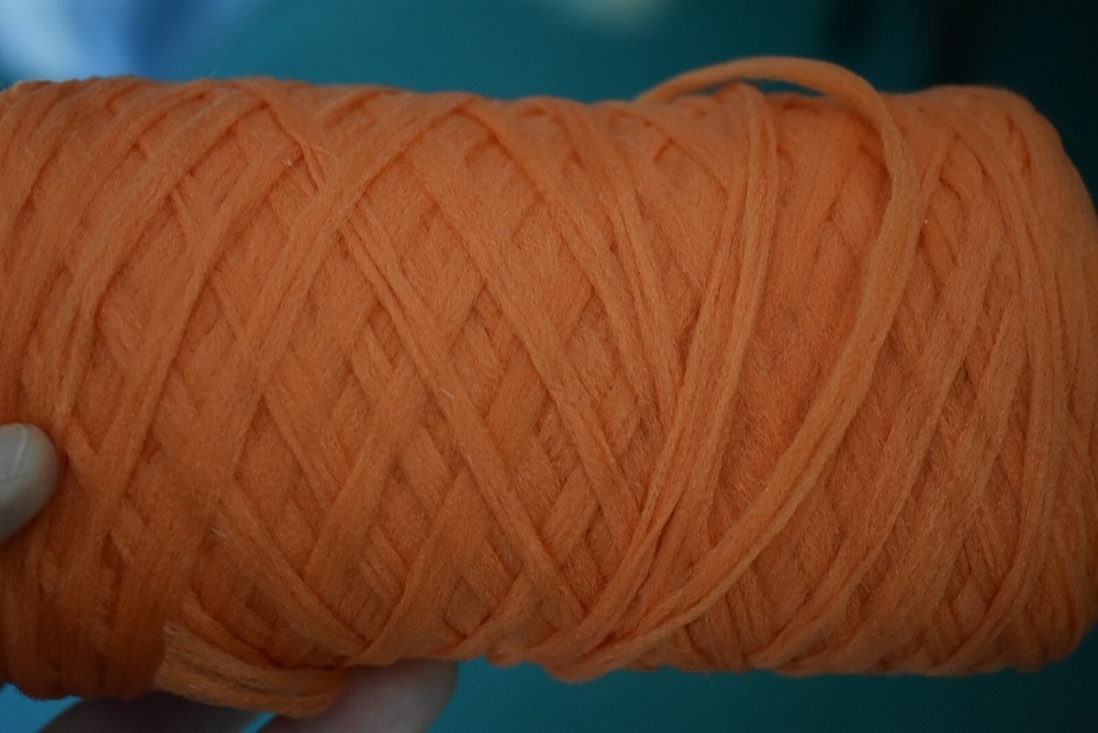 15 DARKER ORANGE Polypropylene Polypro Poly Yarn / Parachute Posts Fly Tying