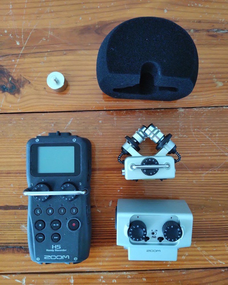 Zoom H5 Recorder + Accessories