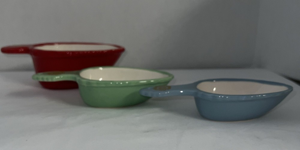 Ceramic Nesting Measuring Cups In Floral Pattern 3 Piece Set