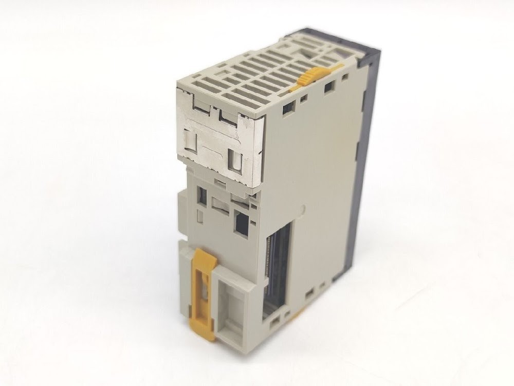 OMRON CJ1W-NC233 Ver.2.0 NC Position Control Unit Module USED