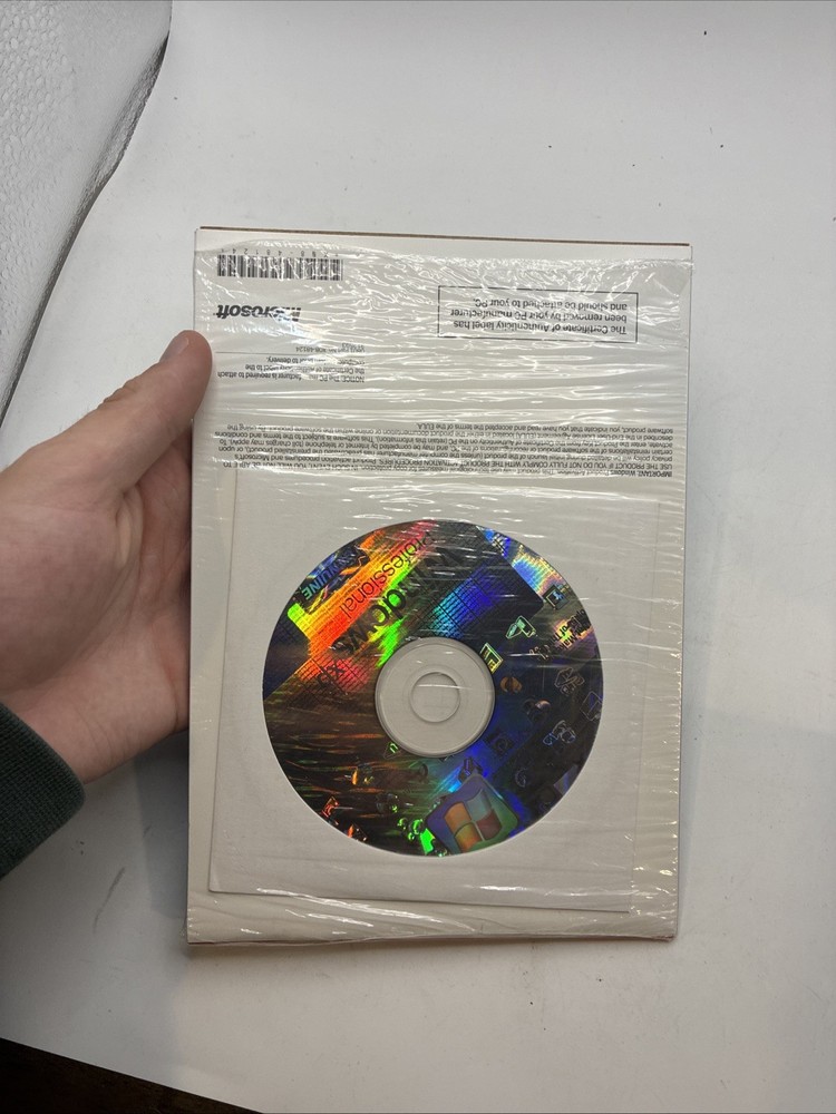 Genuine MICROSOFT WINDOWS XP PROFESSIONAL 2002 Complete w/CD & Product Key!