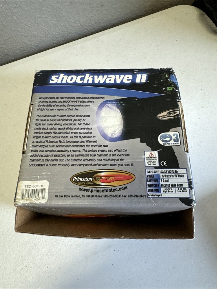 Waterproof Divers Flashlight Princeton Tec Shockwave II Blue Dive Light