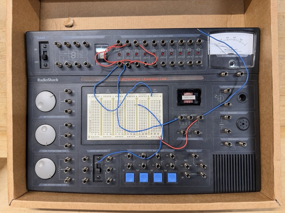 Radio Shack Electronics Learning Lab 28-280, With Make Electronics Book