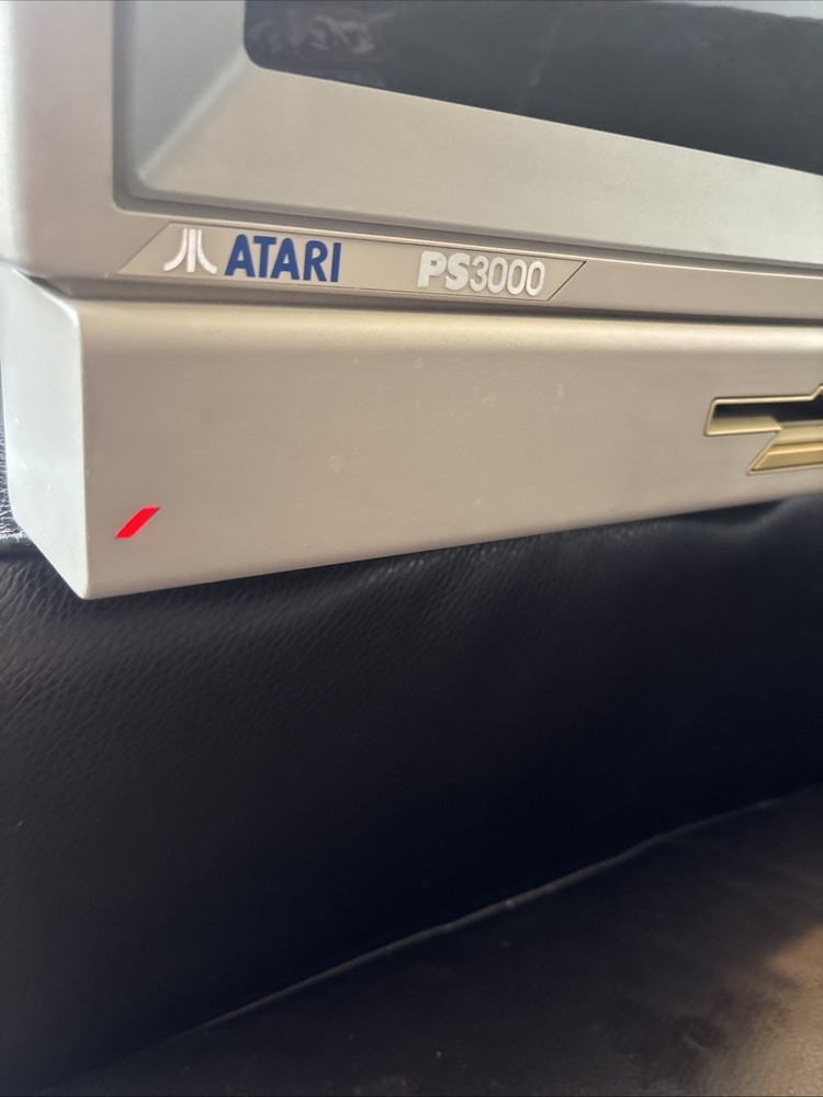 Vintage Atari computer PS3000 Mega ST4 W/fast ICD Mouse Keyboard Power Pack Read