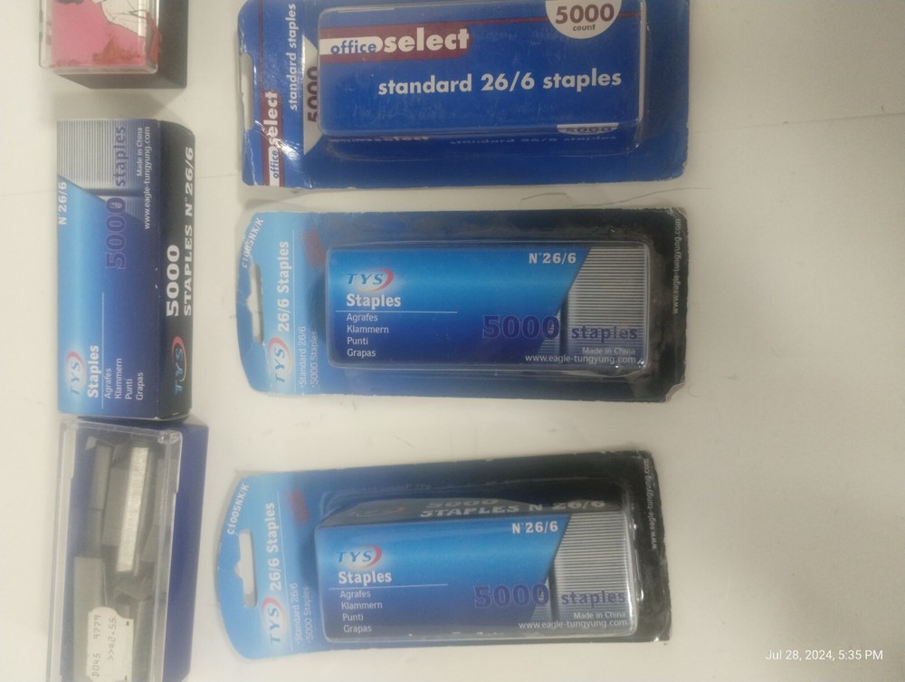 7 boxes - Standard Staples (26/6) - 5000 Count Chisel Point Staples READ!