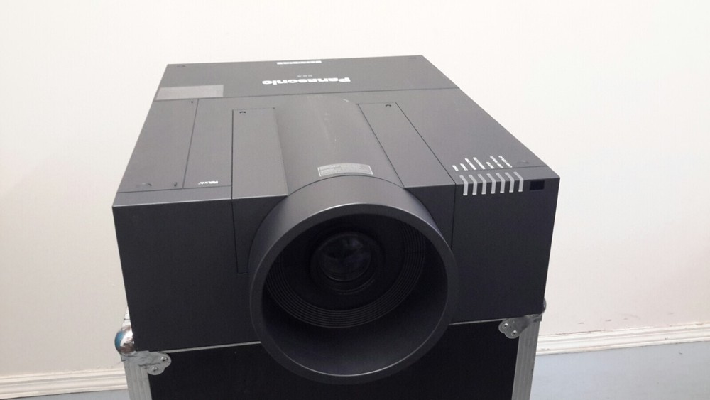 Panasonic PT-EX12KU LCD Projector