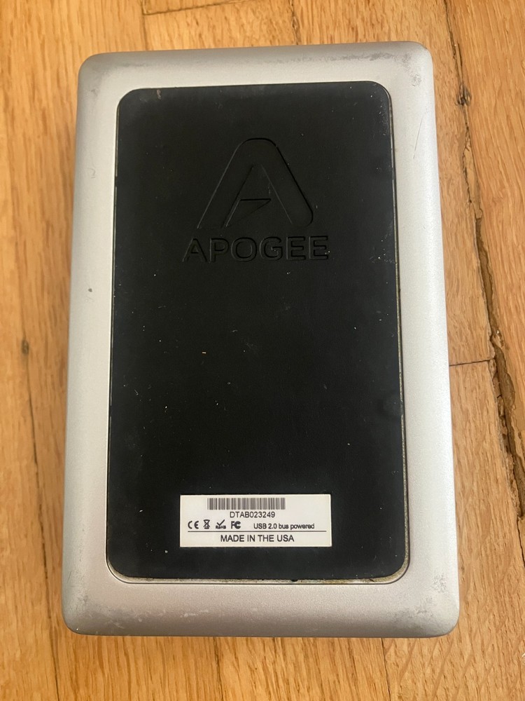 Apogee Duet 2 USB 2.0 Audio Interface Breakout Cable Mac Breakout Cable + Pouch