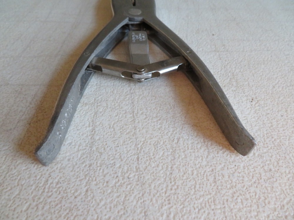 LEADER PRODUCTS Marking Ring Applicator