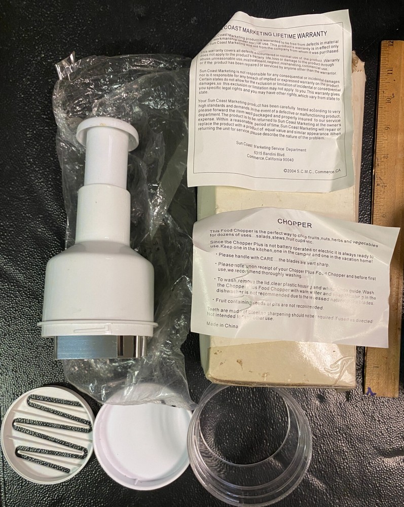SUN COAST PUSH FUNCTION FOOD CHOPPER NOS NEW