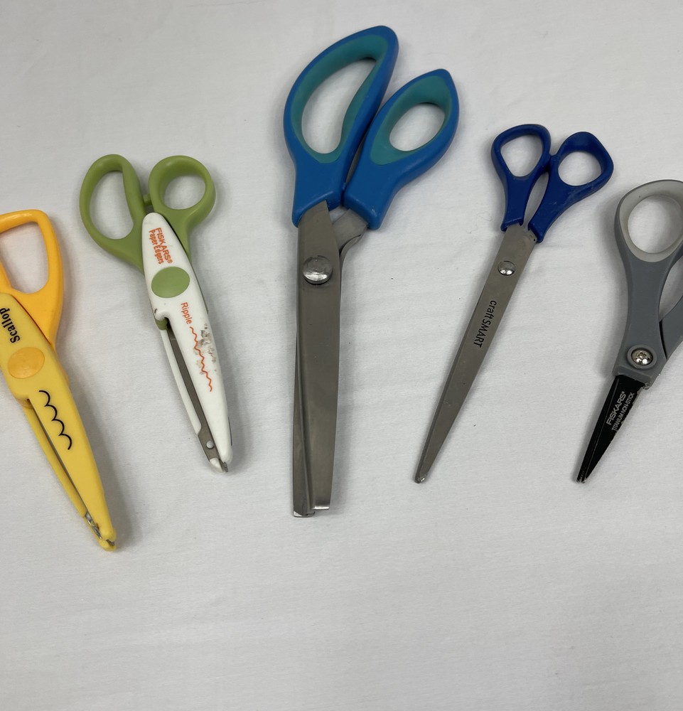 Lot of 5 Craft Scissors