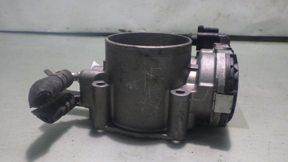 02 AUDI A6 Throttle Body