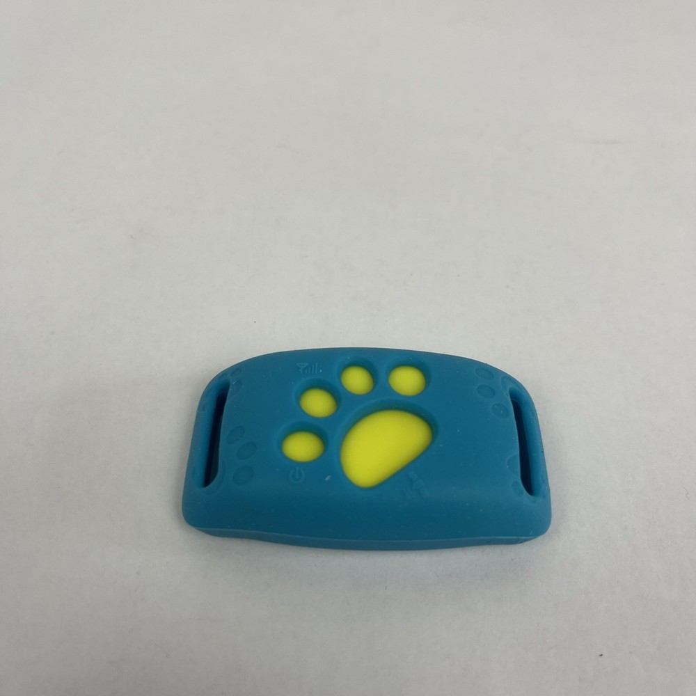 Blue Cat GPS Tracker with Adjustable Collar Smart Pet/Cat Tracker * OPEN BOX*
