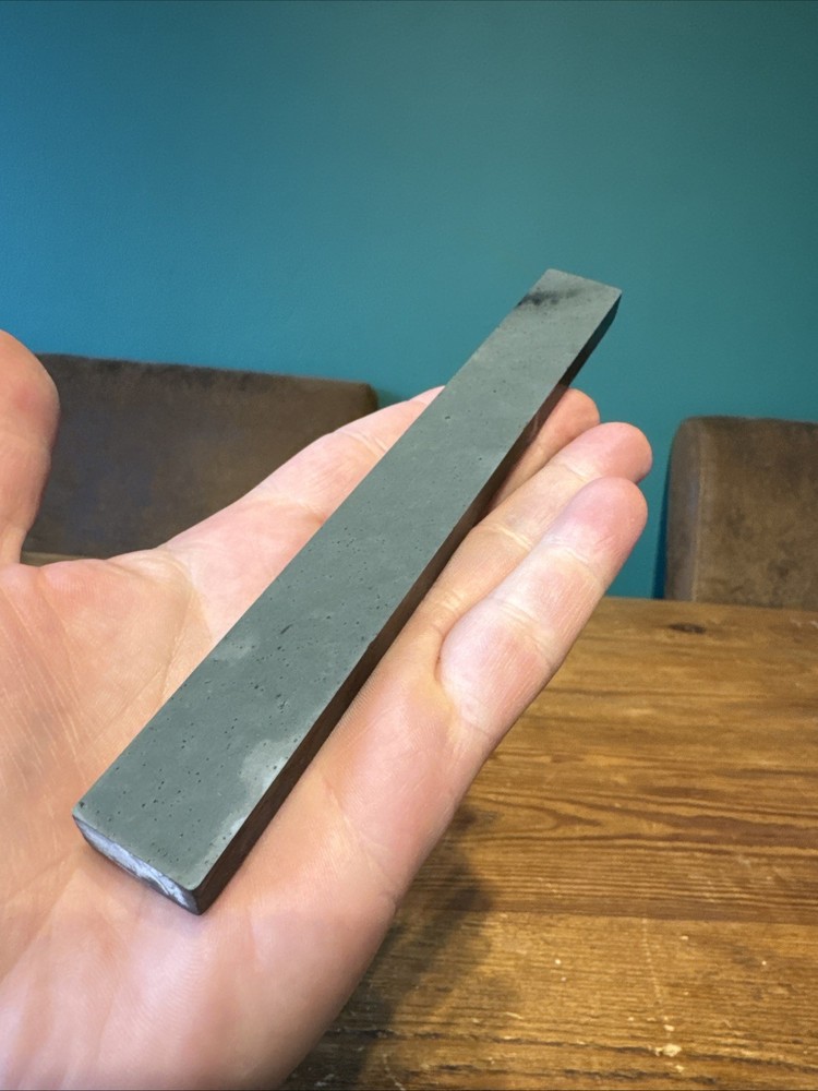 Unknown Green Sharpening Stone / Razor Hone
