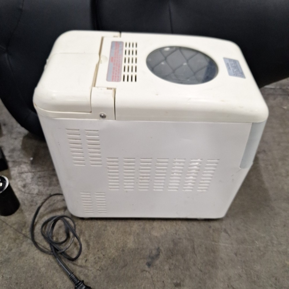 Zojirushi BBCC-S15 Automatic Bread Maker Machine White Tested Working