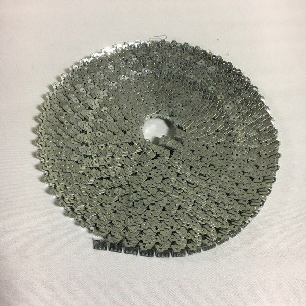 100 Feet Medium Metal Tack Strip Curve Ease Ply Grip Upholstery Supplies (US167)