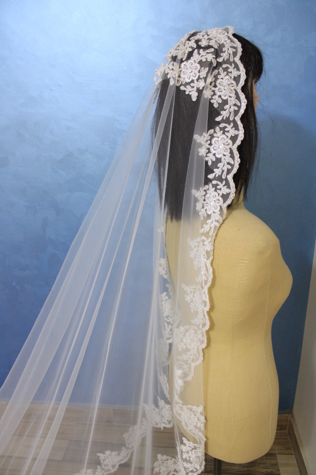 bridal mantilla Cathedral veil one layer lace edge free ship
