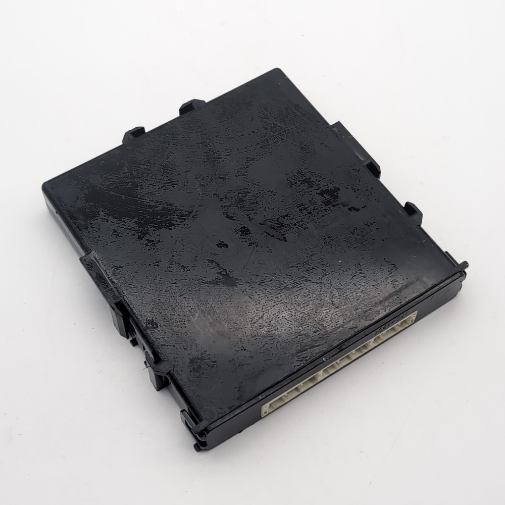 2016 2017 2018 TOYOTA PRIUS THEFT-LOCKING SECURITY CONTROL MODULE ECM ASSEMBLY