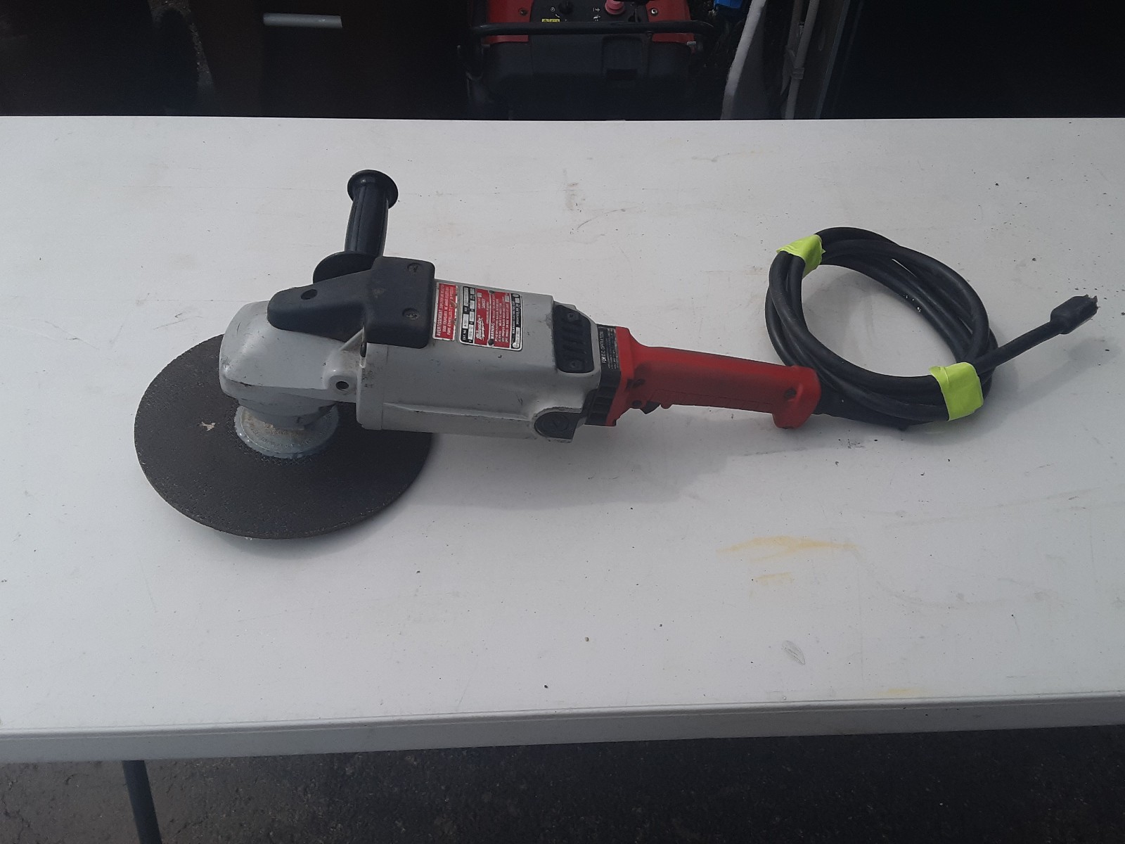 MILWAUKEE TOOLS Cat. No. 6095 HEAVY DUTY SANDER / GRINDER