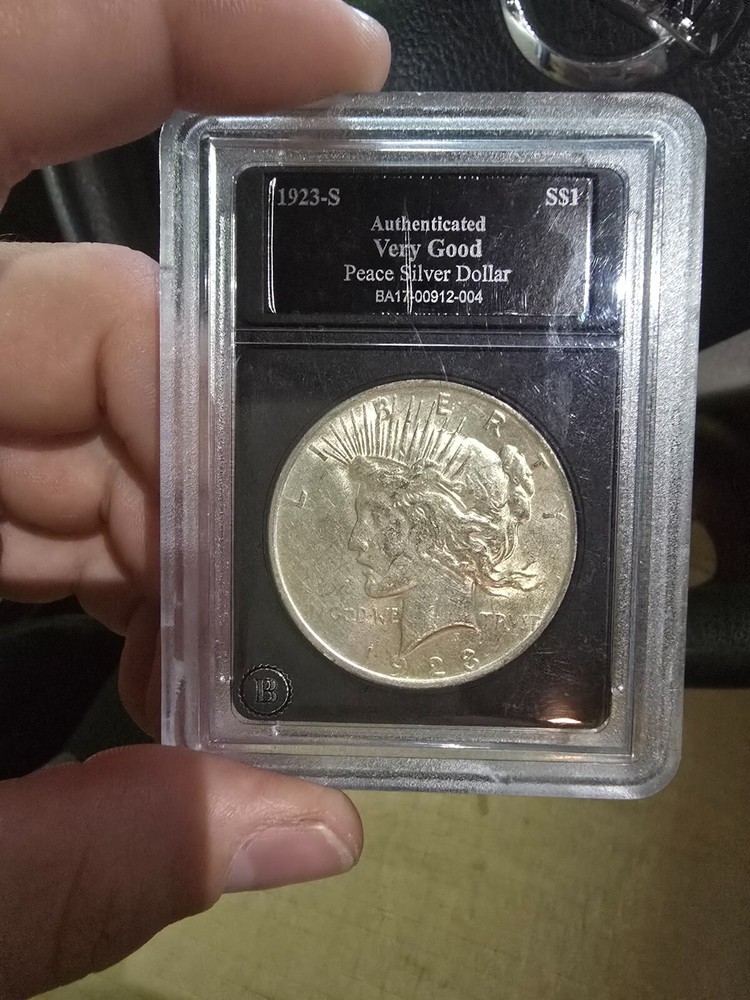 1923 s morgan peace silver dollar
