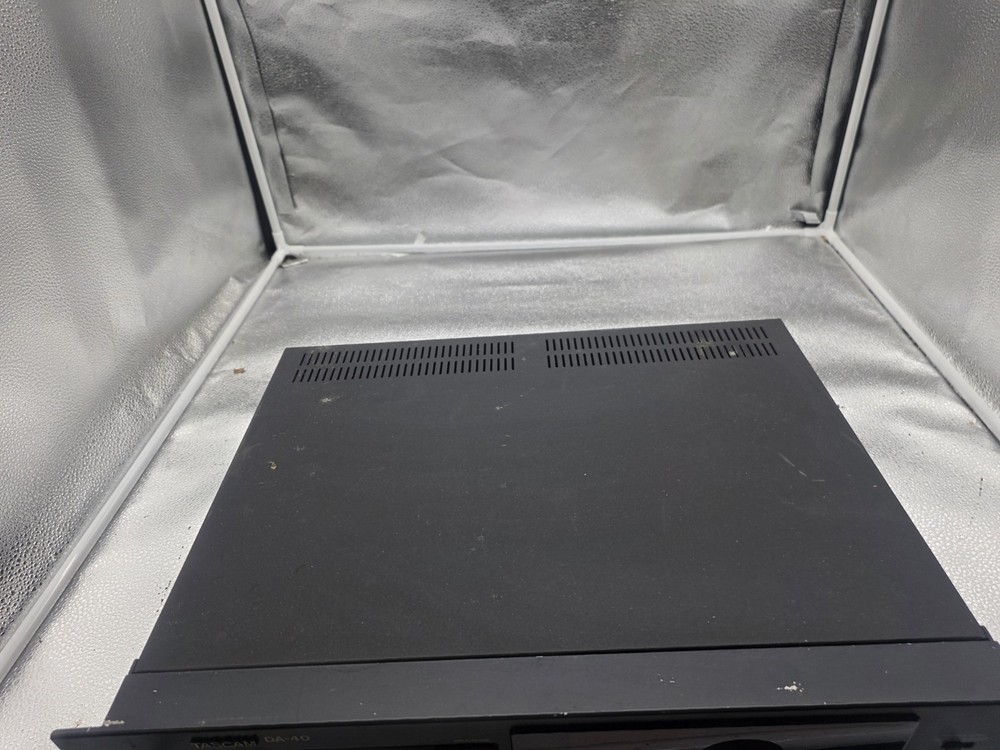 TASCAM DA-40 PROFESSIONAL RACKMOUNT DAT RECORDER Does Not Power On