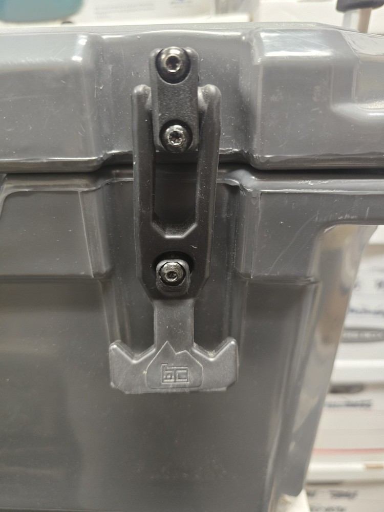 Basecamp 20 HARD COOLER BEAR RESISTENT Super Clean