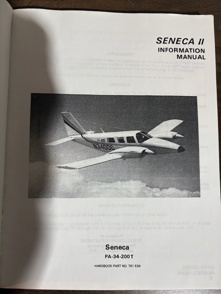 Piper Seneca II Information Manual