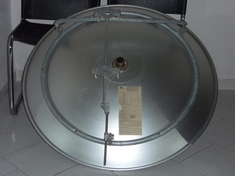 For Broadcast Professional Link from Mhz 620 to Ghz 14.5 - Parabolic Antennas -