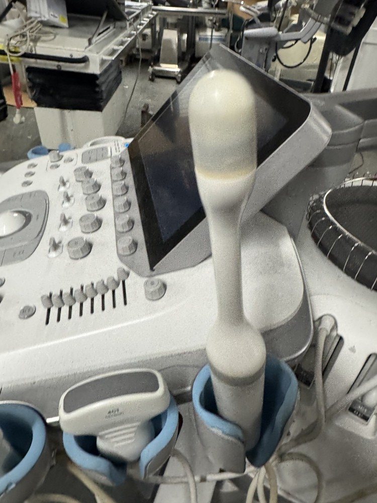 SIEMENS ACUSON S200 HELX EVOLUTION ULTRASOUND SYSTEM W/ 3 PROBES