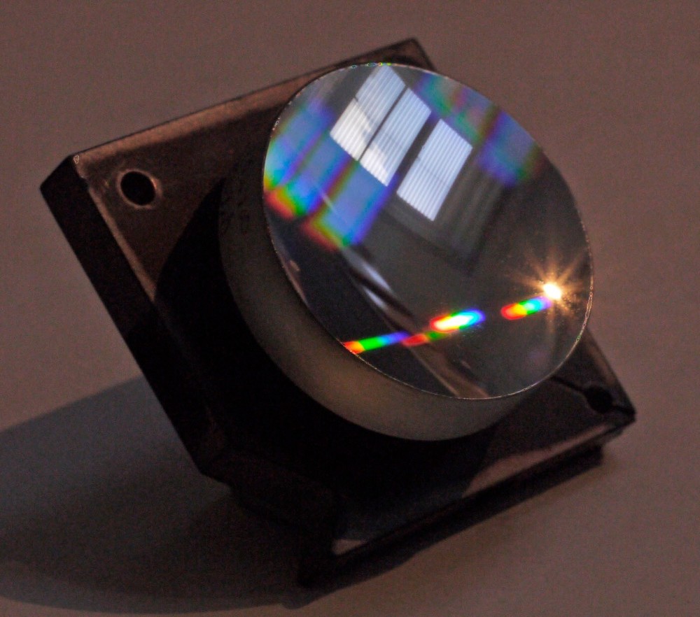 OPTICAL GRATING, Serial Number 183766, from Waters 996 Photodiode Array Detector