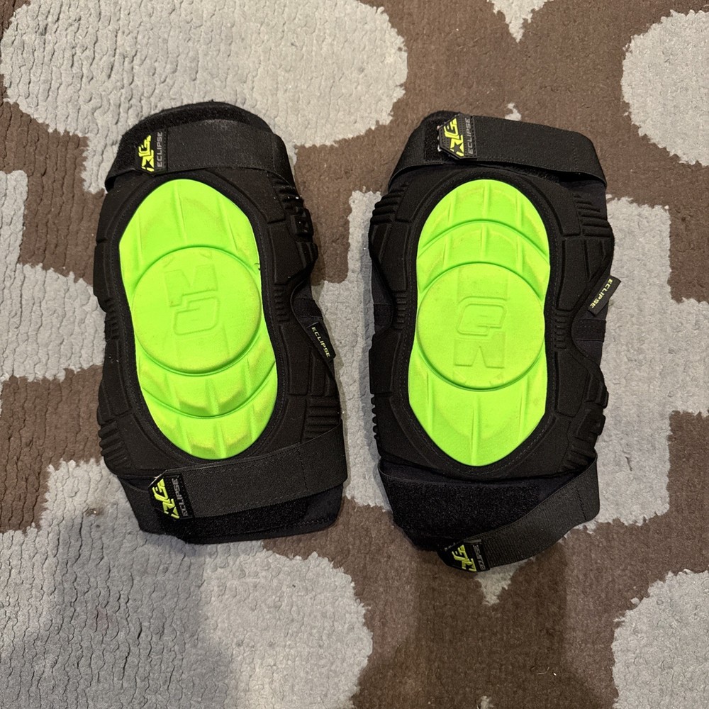 PLANET ECLIPSE KNEE PADS SMALL!!
