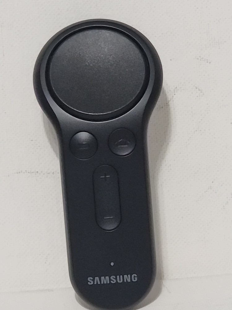 Original Samsung Gear VR ET-Y0324 Controller Remote Control
