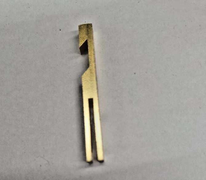 Kieninger clock, pendulum hook for metal pendulum