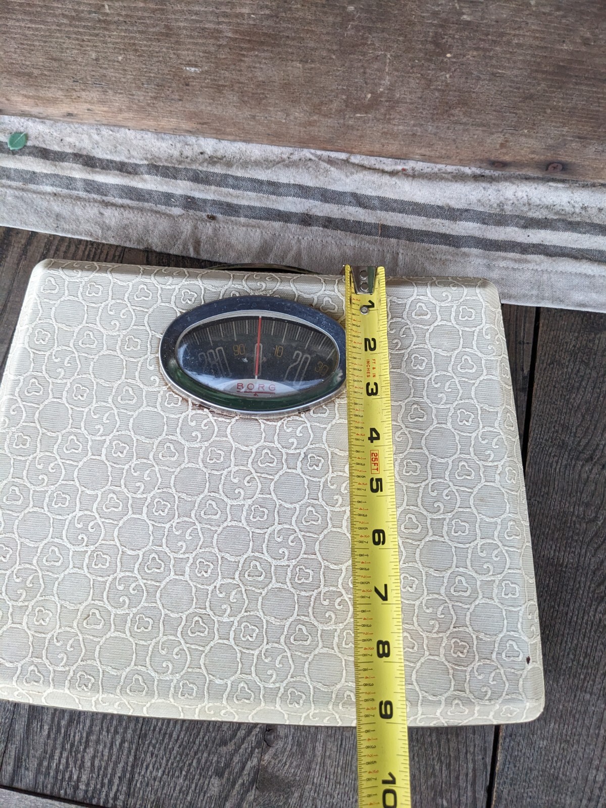 Vintage MCM BORG Beige/Gold Bathroom Scale