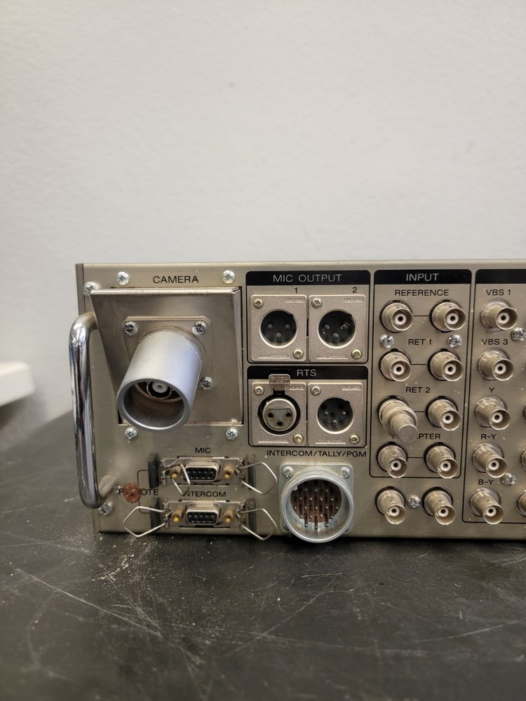 Sony CCU-370 Camera Control Unit (2)