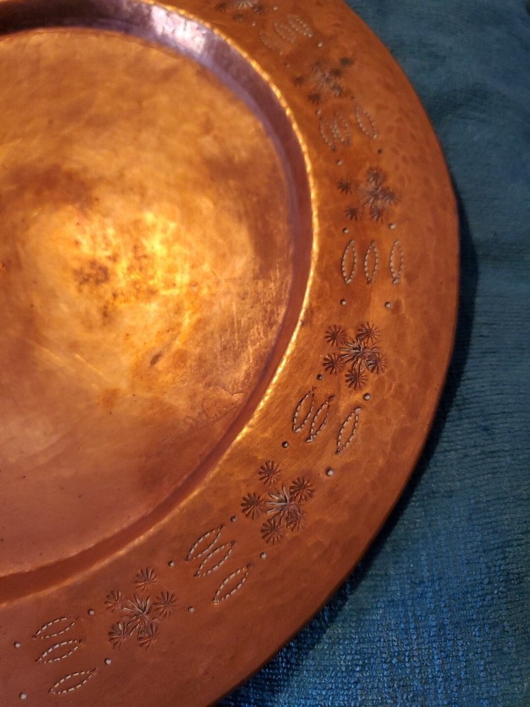 Vintage Copper Plate Hand Hammered Decor Edge Pattern Design Beautiful