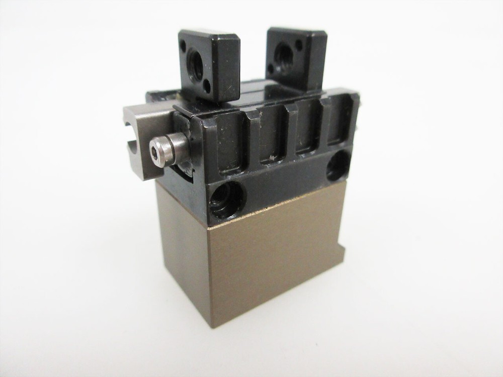 SCHUNK GRIPPER BLOCK PNEUMATIC GRIPPER PARALLEL 2 FINGER MPG FOR SMALL COMPONENT