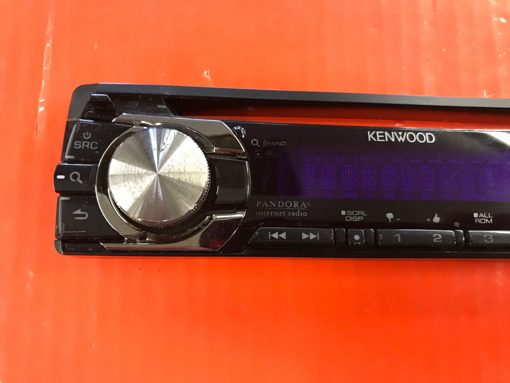 Kenwood KDC 352U Faceplate
